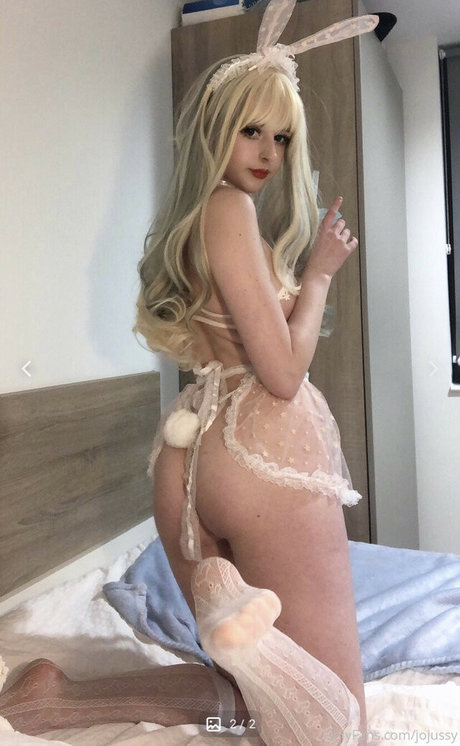 axaebe star nudes images