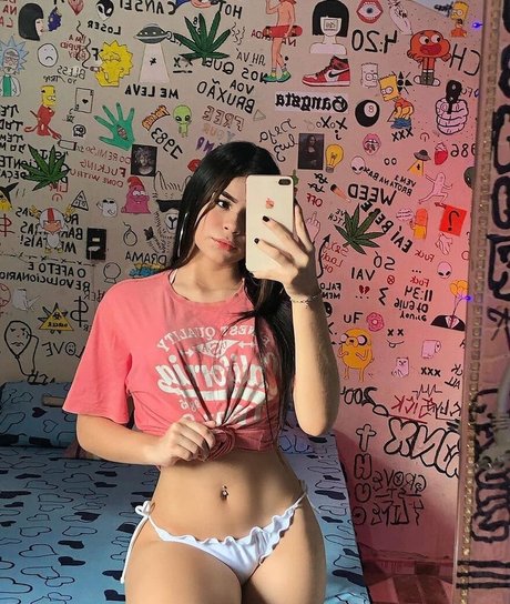 Djhully Amaral nude actress image