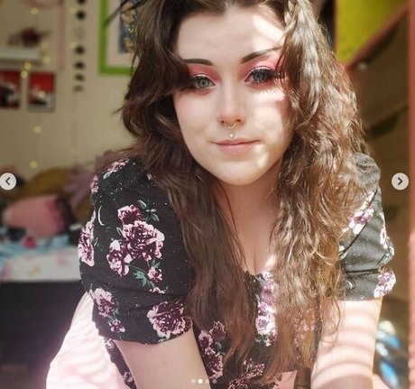 Bogwitchbae model nice pic