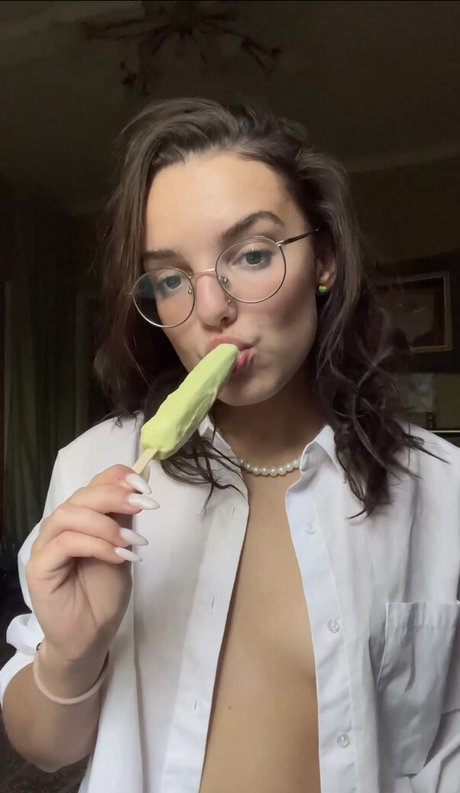 Radmila Maro model hot gallery