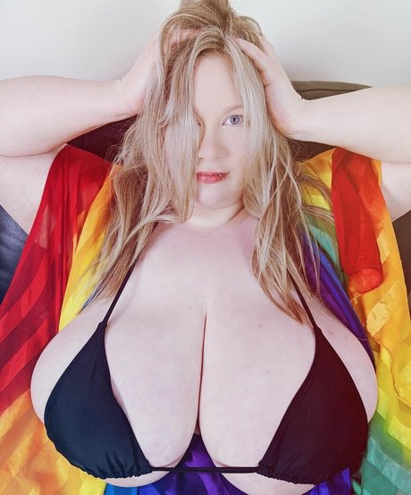 September Anderson star perfect img