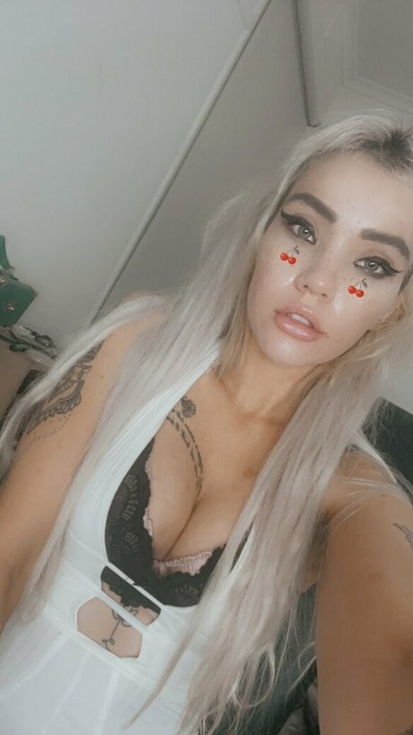 certifiedfreak6daysaweek hot pornstar photos