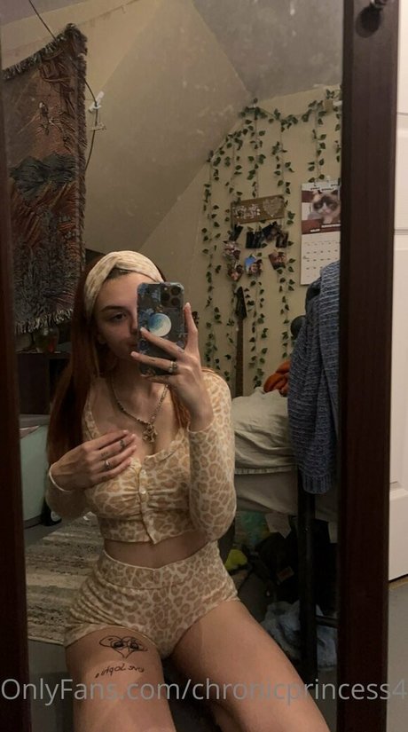 chronicprincess420 exclusive model images