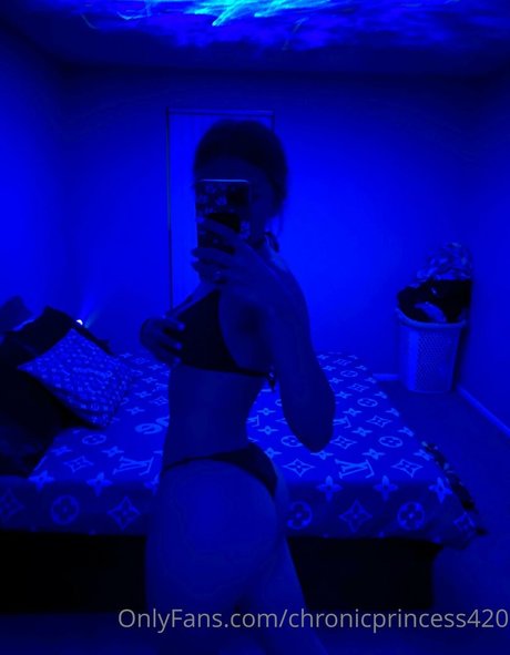 chronicprincess420 pornstar nude photo