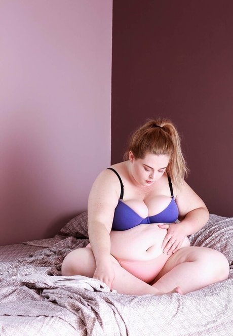 becomingmads art pornstar photo