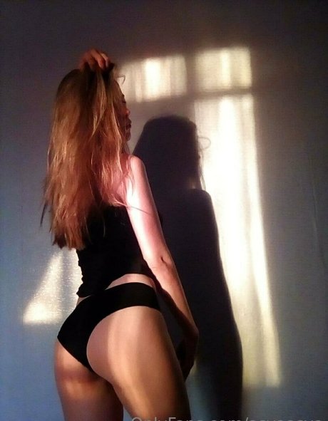 asyaasya star free pics