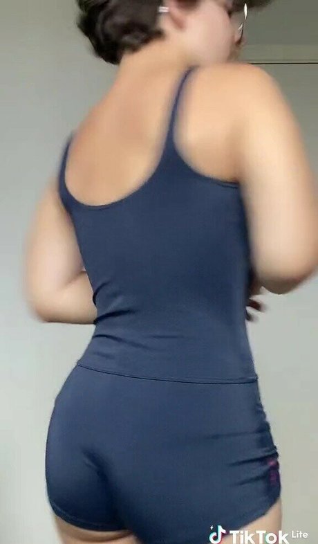 Taqueloe sexy actress gallery