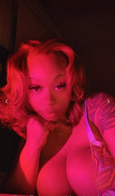 Dee Dee Davis model pretty picture