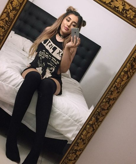 Sofia Ocampo model sexy pic