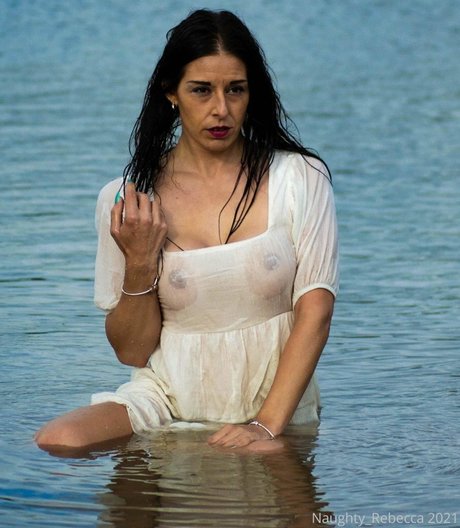 naughtyrebecca1 erotic model img