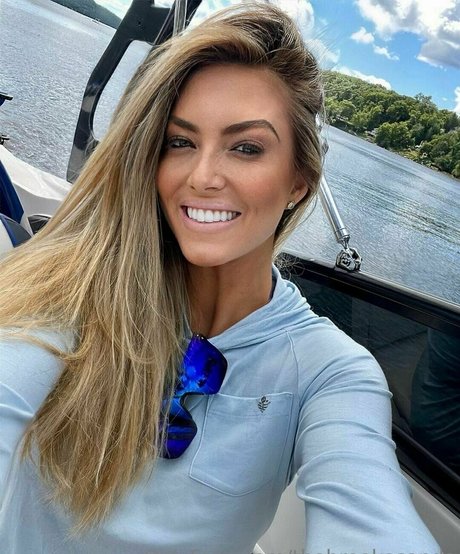 thebrookesands hot model galleries