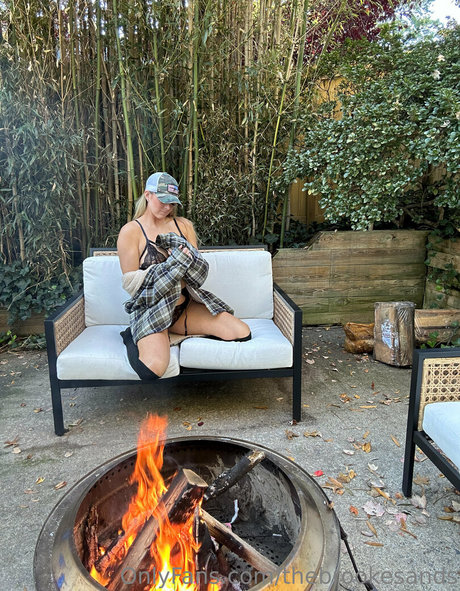 thebrookesands model pornographic images