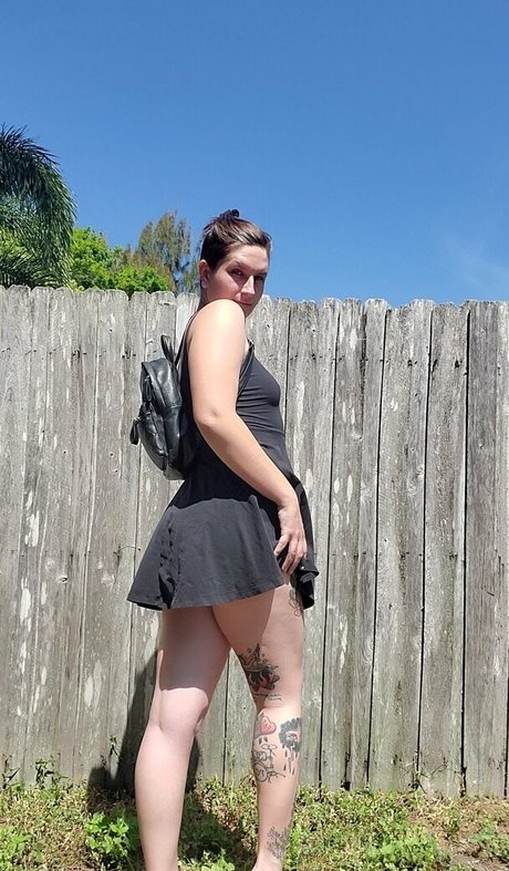 asherridesfree star sexy pics