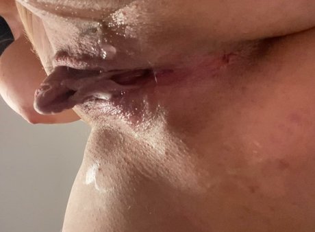 Alice Big Clit pornstar beautiful photos