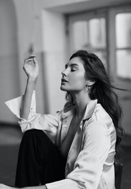 Bethanylydiaa naked pornstar picture