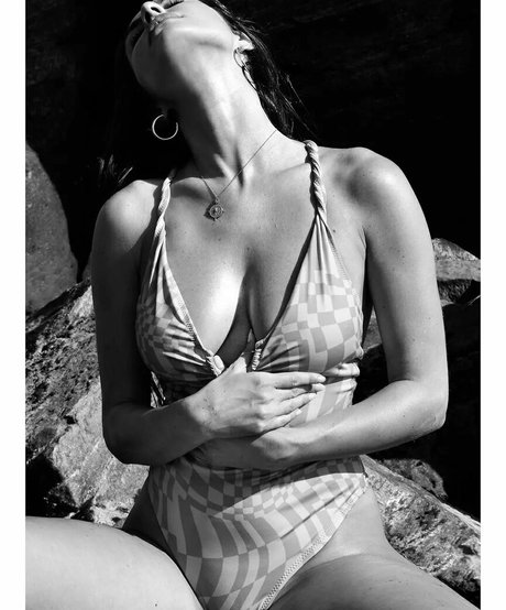 Bethanylydiaa pornographic model photos