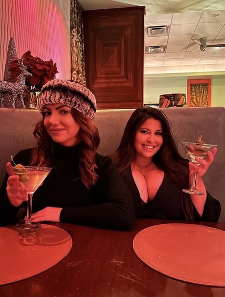 Vanessa Romero porn star photos