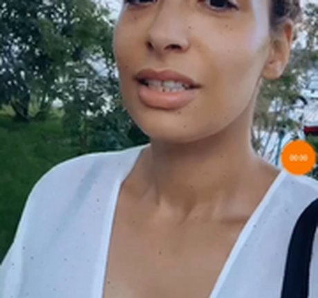 Lamiya Slimani Profile pic