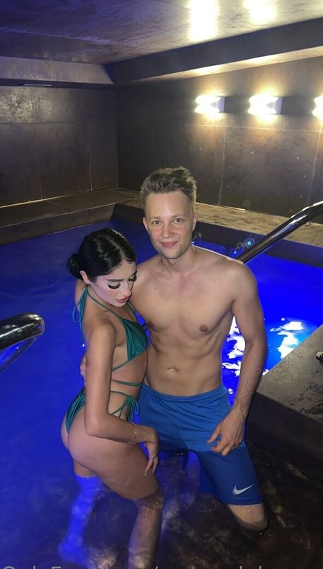 youngalphagoat adult model pics