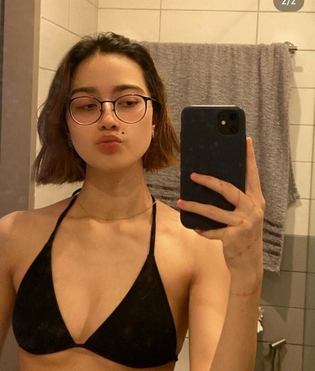 Alexiasav sexy star gallery