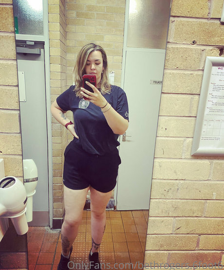 amazonbeth 6foot6 pornstar hd pictures