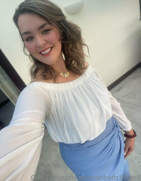 amazonbeth 6foot6 perfect model photos