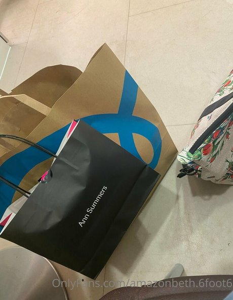 amazonbeth 6foot6 nice actress img