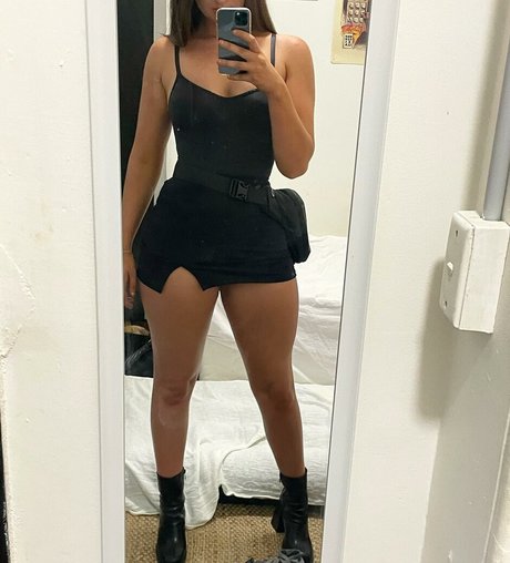 Caitlin Foxy hot pornstar pictures