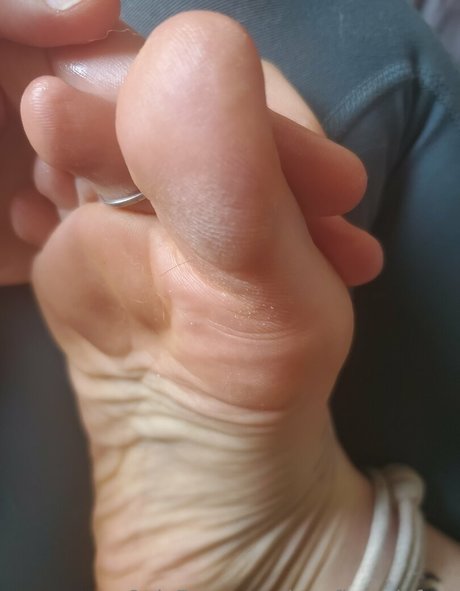 lovefiercelyfeet star pornographic image