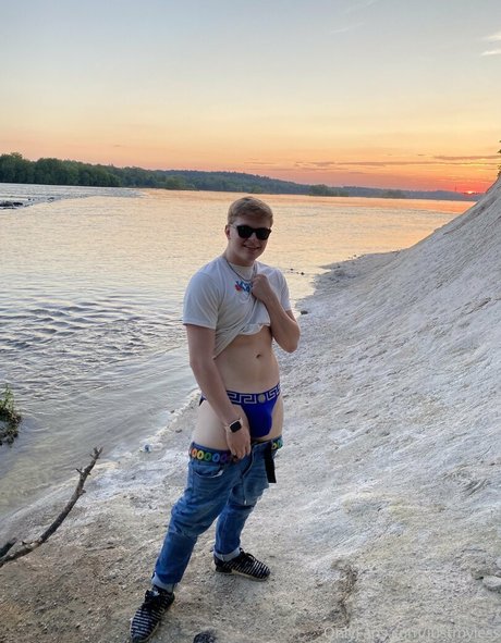 justmyless pornstar pretty pic