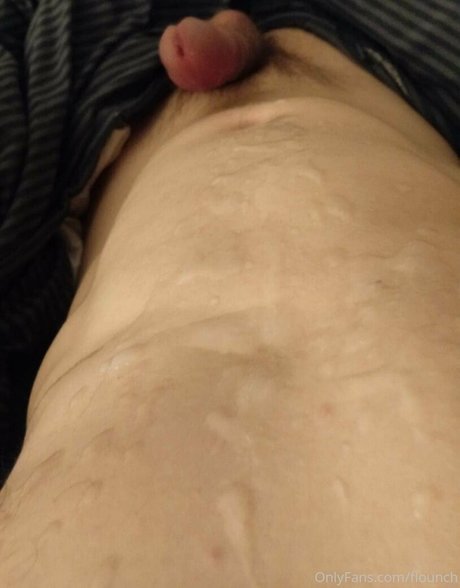 flounch star nude photo