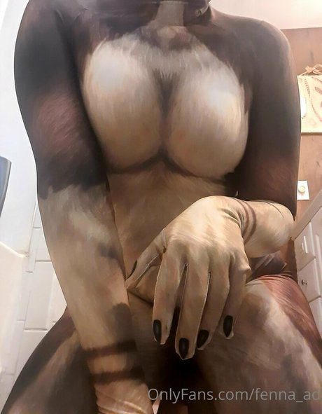 fenna ad exclusive star pic