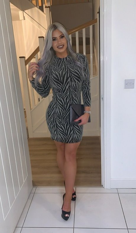 Caitrhx hd pornstar pics