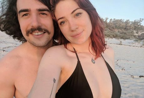 Knightsinclair nude model img