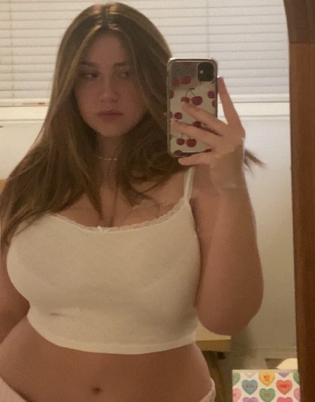 Ella B star beautiful images