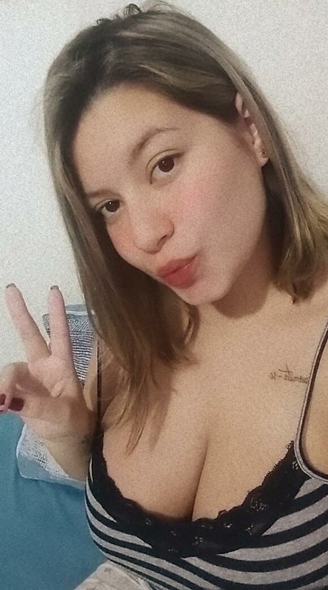 Cyntia K nude star archive