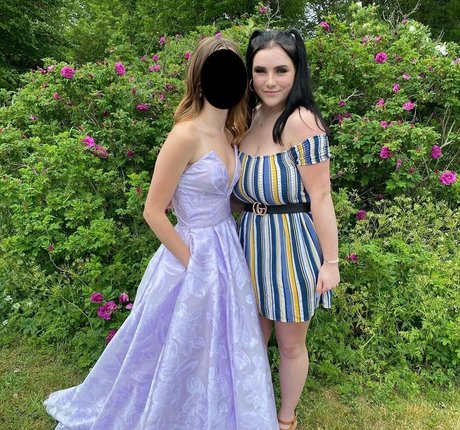 Kenzie A nudes model pic