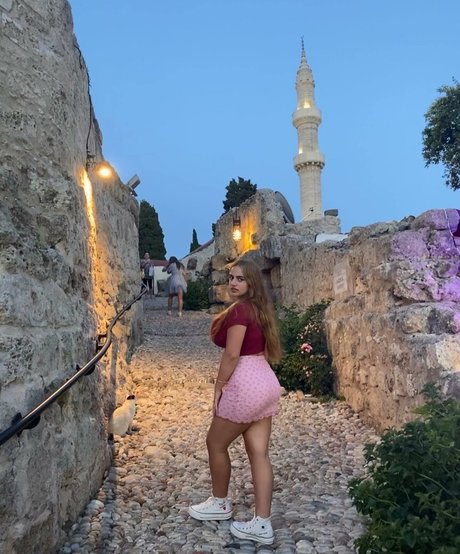 Adva A top actress pic