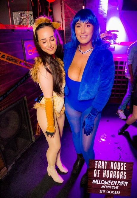 skinny small tits onlyfans sexy nude archive