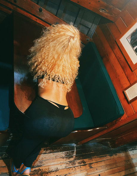 lilysvibe sex star pictures