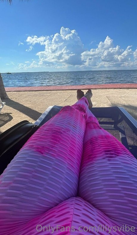 lilysvibe free actress pictures