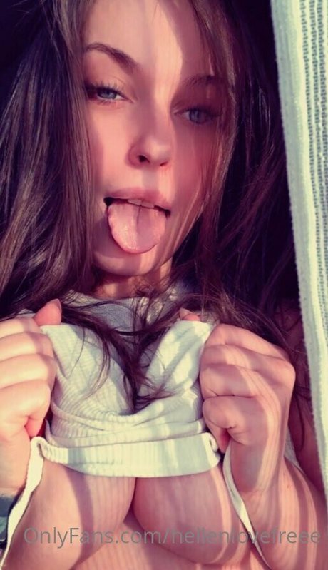 hellenlovefreee star sexy image