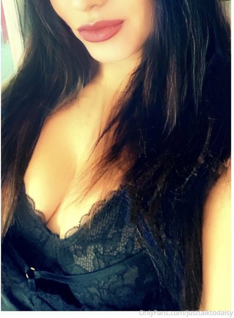 justtalktodaisy model naked images