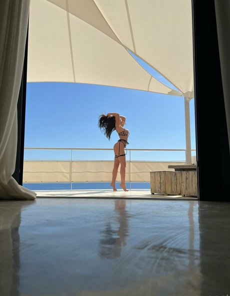 marysweeet star top image