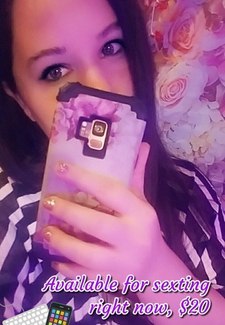 sassysarah94 erotic actress pics