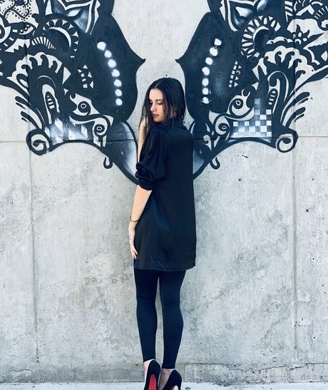 galacticgypsy28 model hd photo