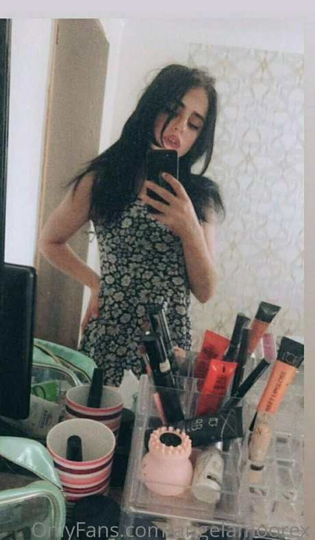 angelamoorex star pornographic images