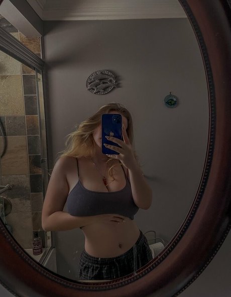 Hailey F adult actress galleries