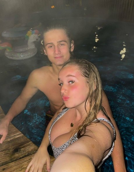 Hailey F star perfect img