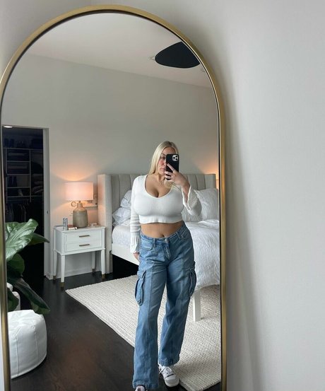 Holly Y perfect star picture